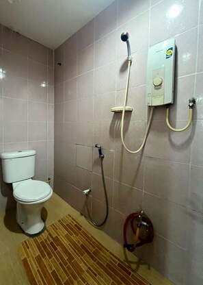 Bathroom - New Wave Hotel Rawang (Rawang)