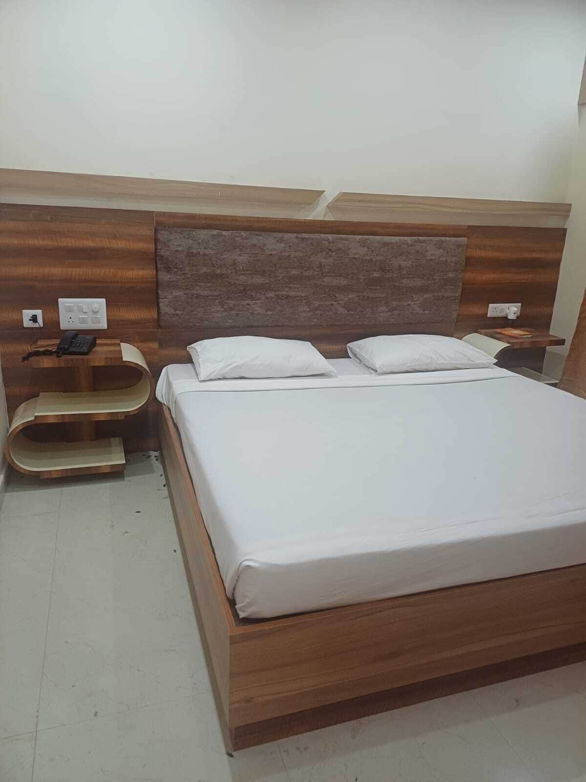 1 habitación y caja de seguridad en la habitación 