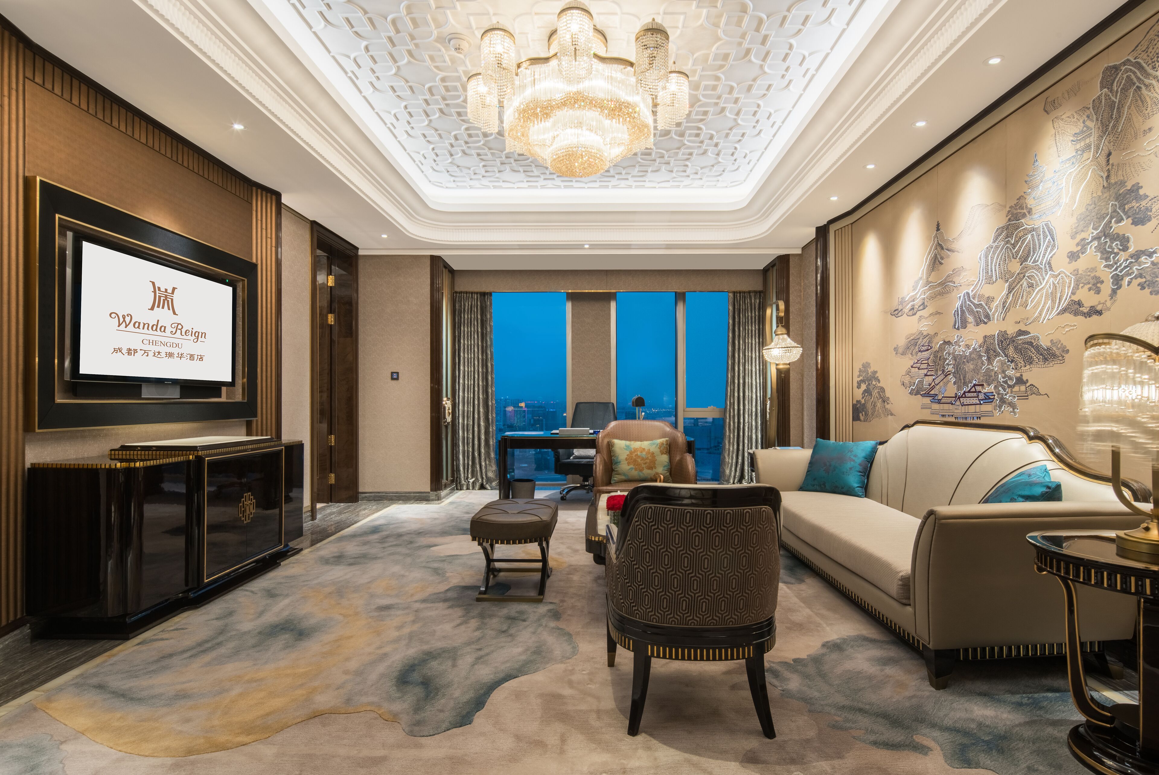 Executive Studio Suite | Living area | LCD TV