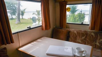 Caravan Single | Ausblick vom Zimmer
