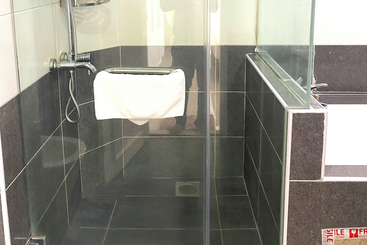 Douche de la salle de bain