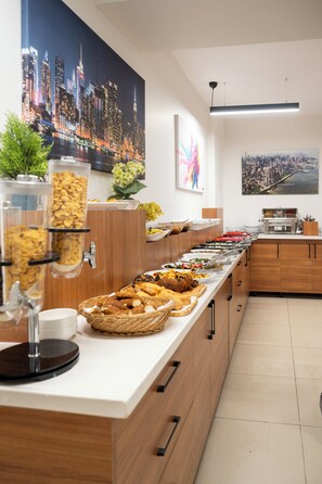 Tägliches inbegriffenes Frühstücksbuffet