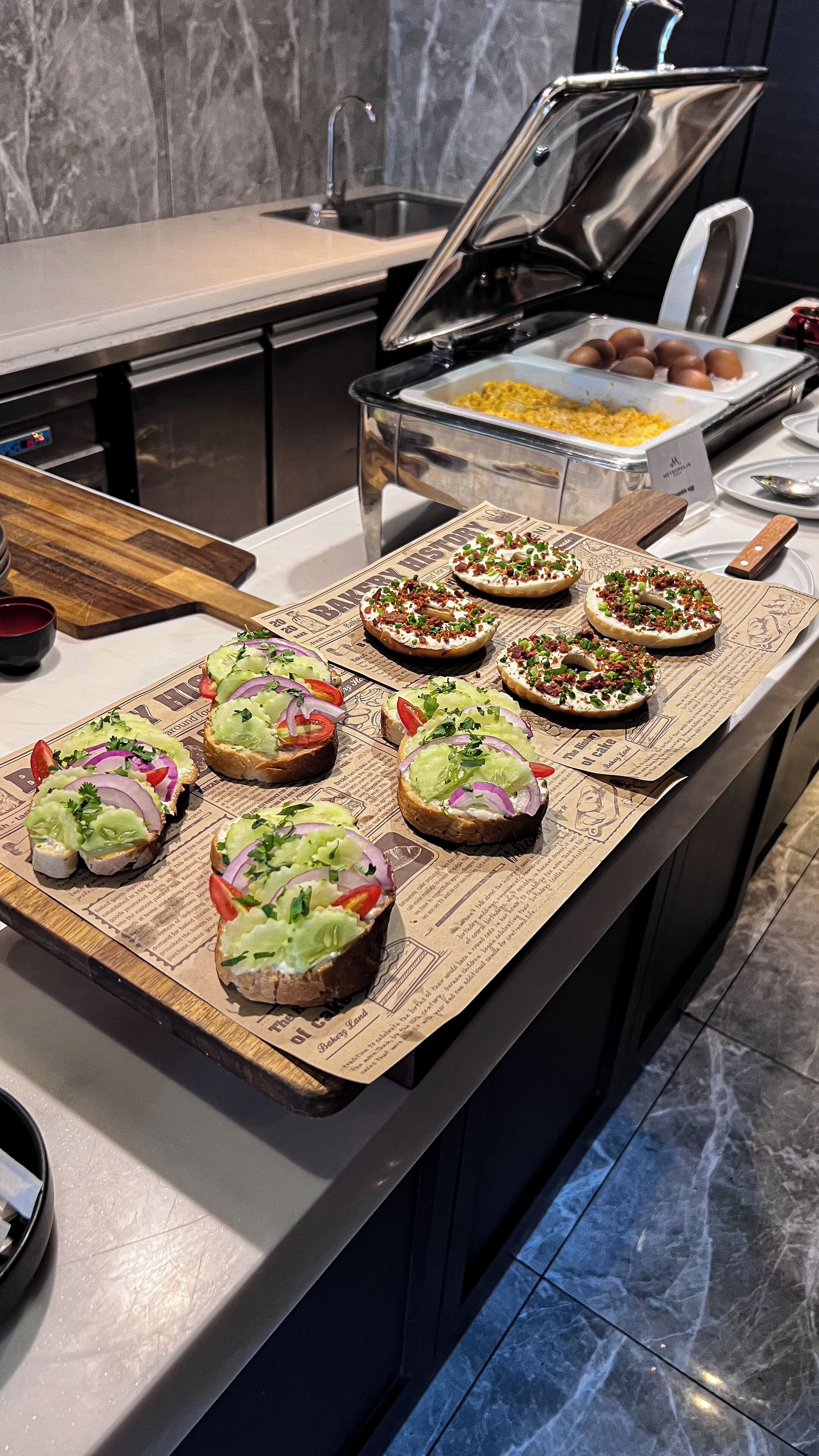 每日供应欧陆式早餐（每人 THB 225）