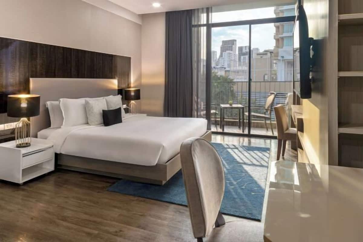 In-room safe, desk, soundproofing, free cots/infant beds