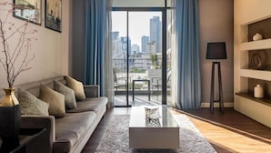 Deluxe Suite, 3 Bedrooms | Ruang tamu