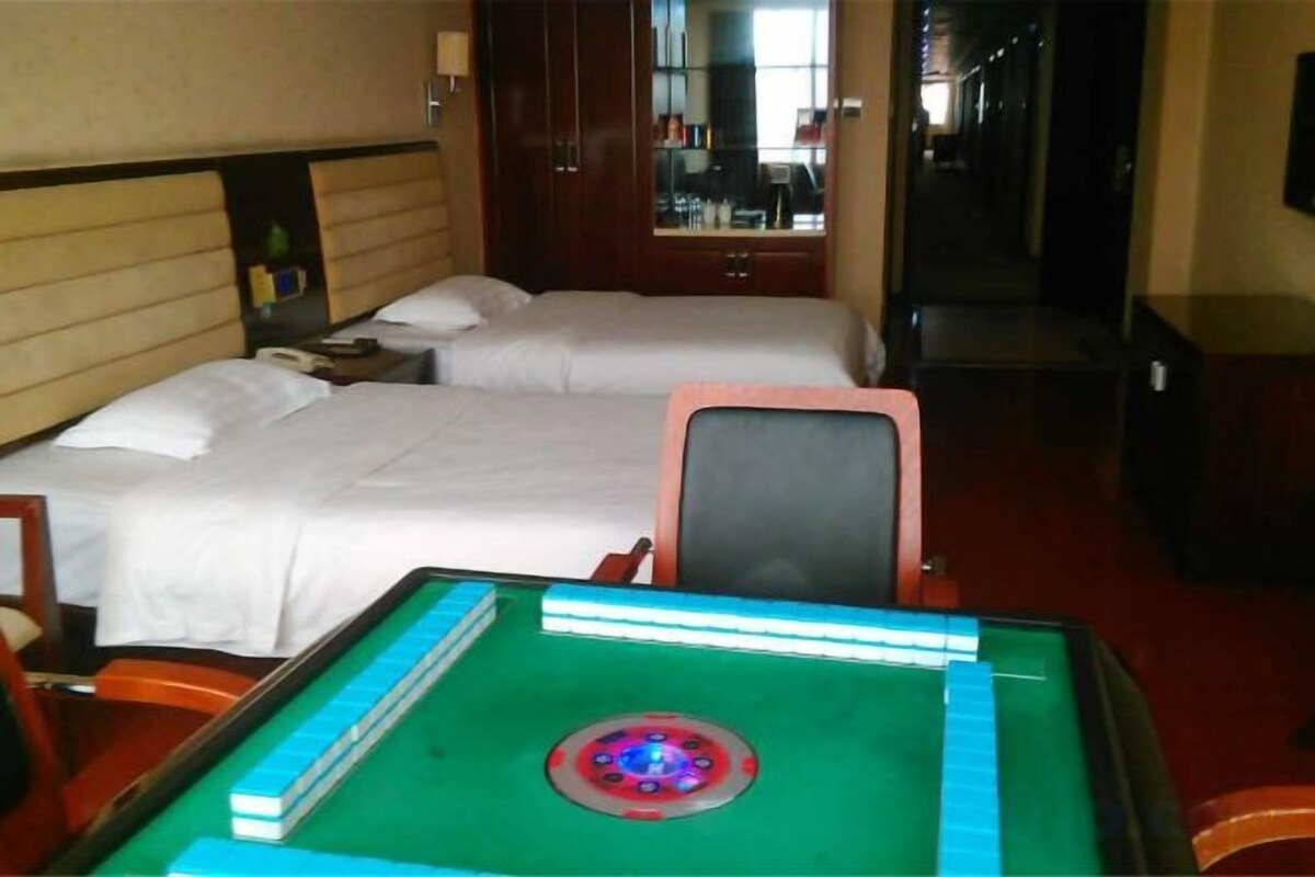 Standard Room (With Chess & Cards)