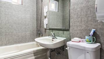 Twin Room | Bathroom | Shower