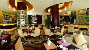 Buffet déjeuner servi tous les jours en supplément