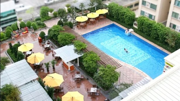 Piscine extérieure