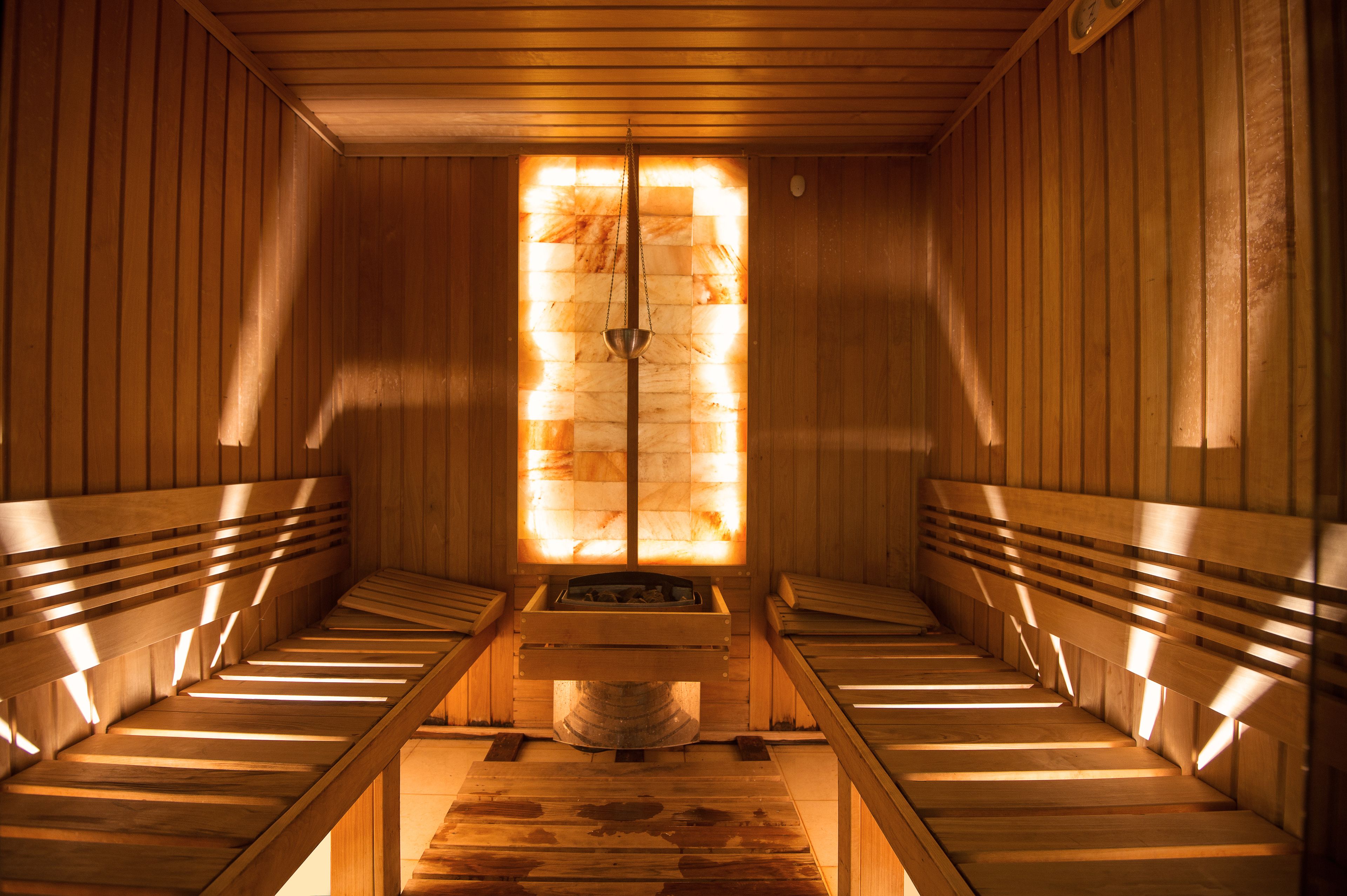 Couples treatment room(s), steam room, body treatments, body wraps