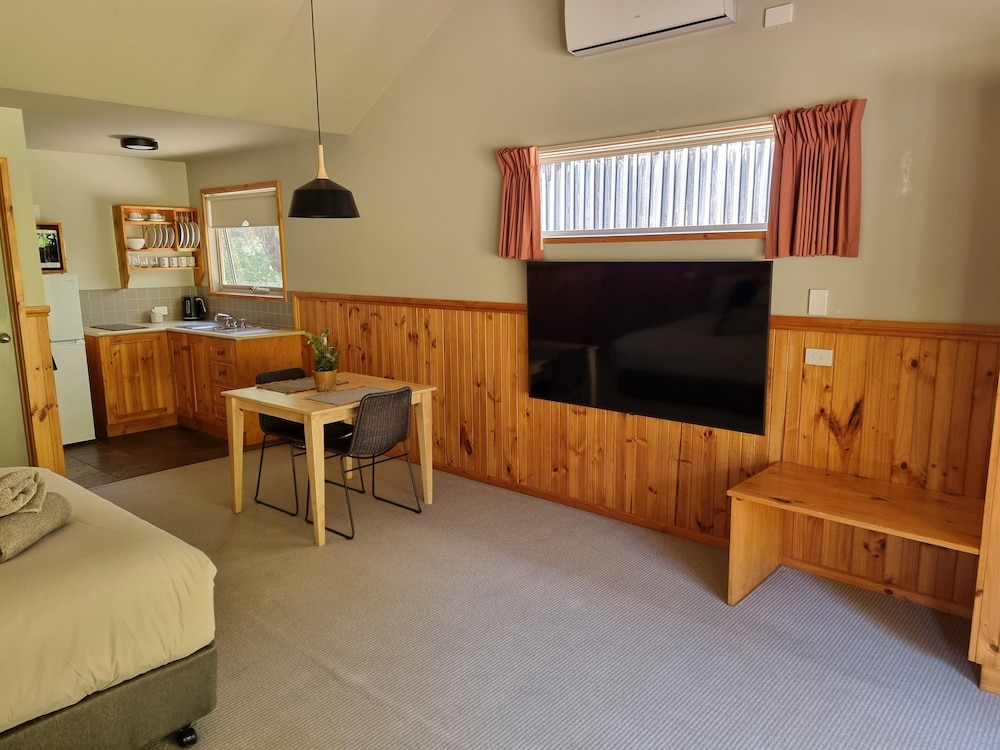 D'Altons Studios by null