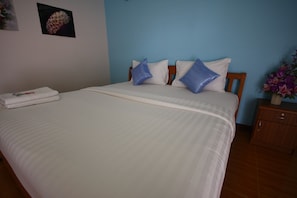 Standard Room | Free WiFi - Sweethome Resort (Surin)