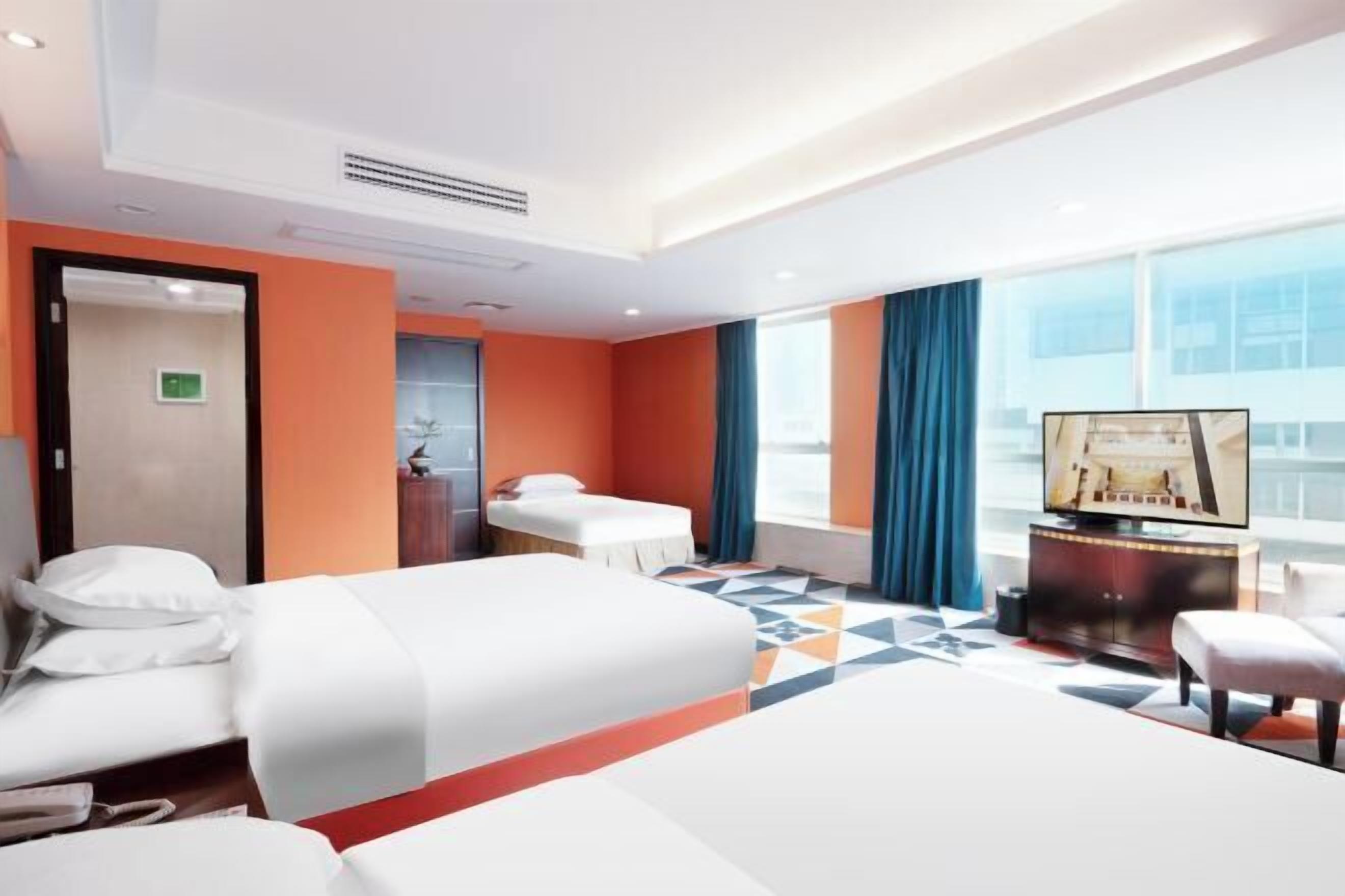 Minibar, in-room safe, desk, blackout curtains