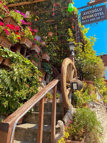 Avcıoğlu Konak Otel