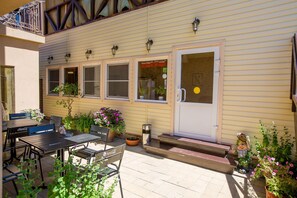 Terrace/patio - Galla Hotel (Sirius)
