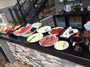 Breakfast, lunch and dinner served  - Gocek Centre Hotel (Fethiye)