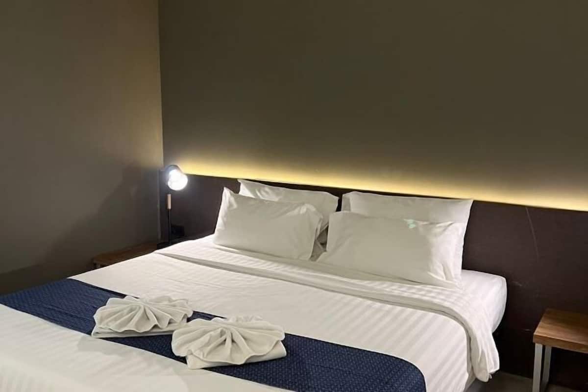 In-room safe, desk, blackout curtains, free WiFi