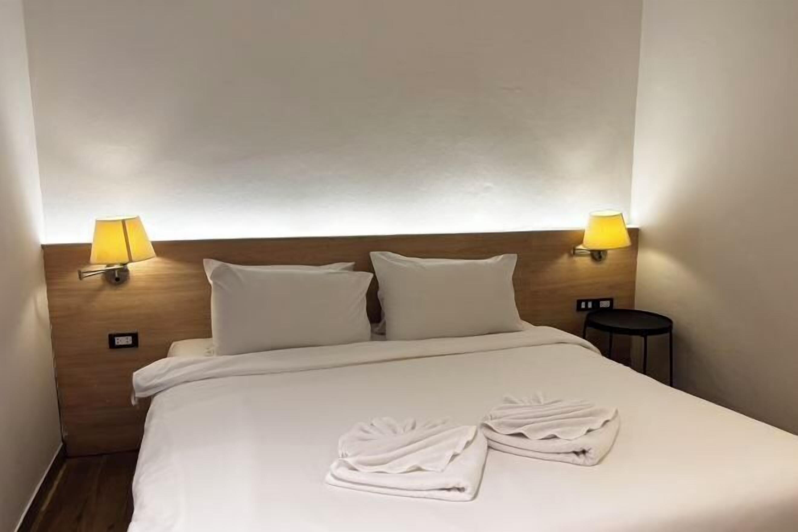 In-room safe, desk, blackout curtains, free WiFi