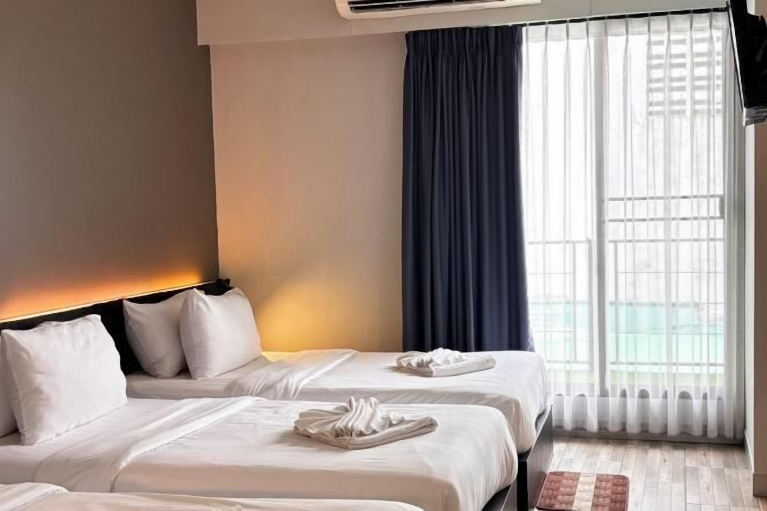 In-room safe, desk, blackout curtains, free WiFi