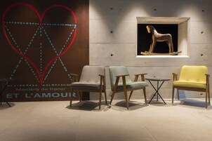 Sala de estar en el lobby