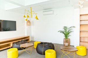 Executive-lounge