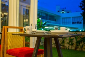 Breakfast served - The Signature Hotel Thapae (Chiang Mai)