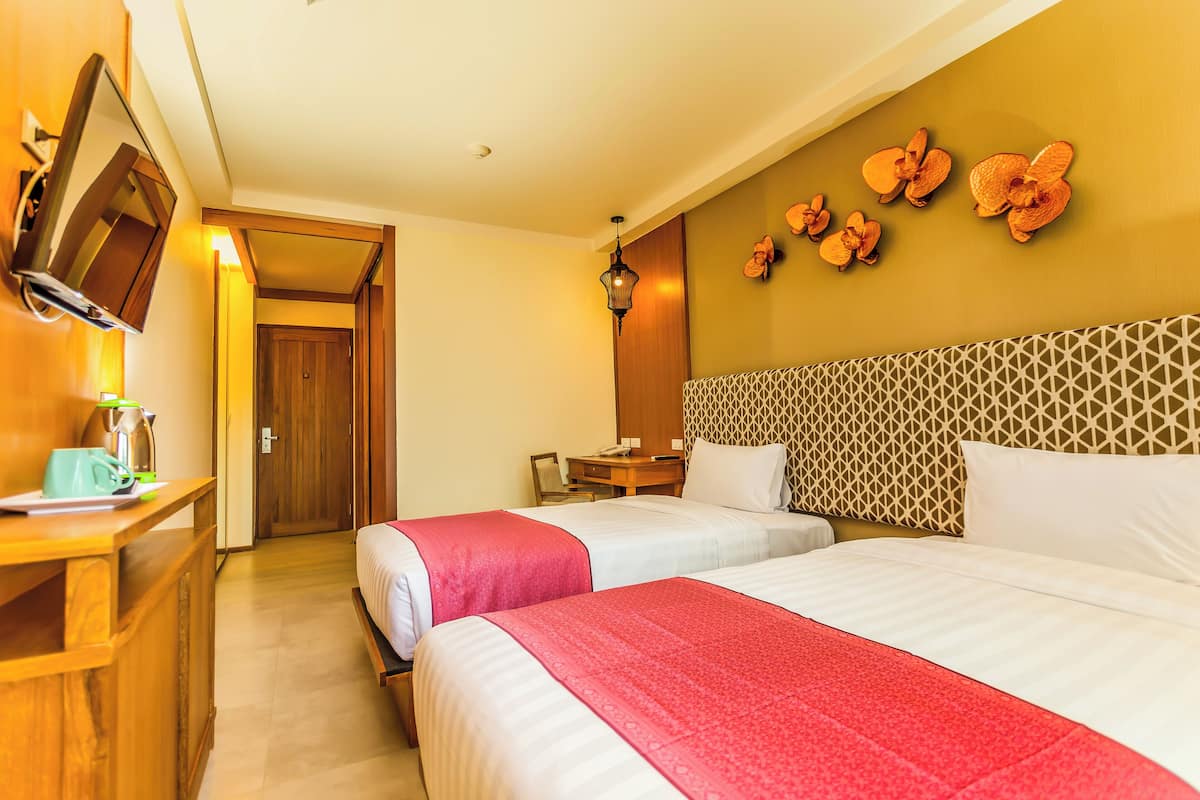 Standard Twin Room | Premium bedding, down comforters, in-room safe, individually decorated