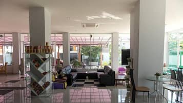 Hall