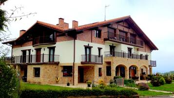 Fachada del alojamiento