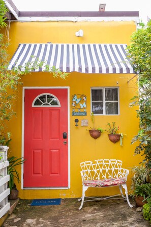 Junior Suite, 1 Bedroom, Kitchenette, Garden Area | Terrace/patio - Casa da Buena Vista (Mandeville)