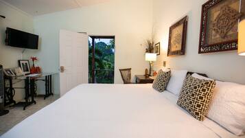 Superior Room, 1 King Bed, Refrigerator, Garden View | 1 bedroom, pillowtop beds, in-room safe, individually decorated