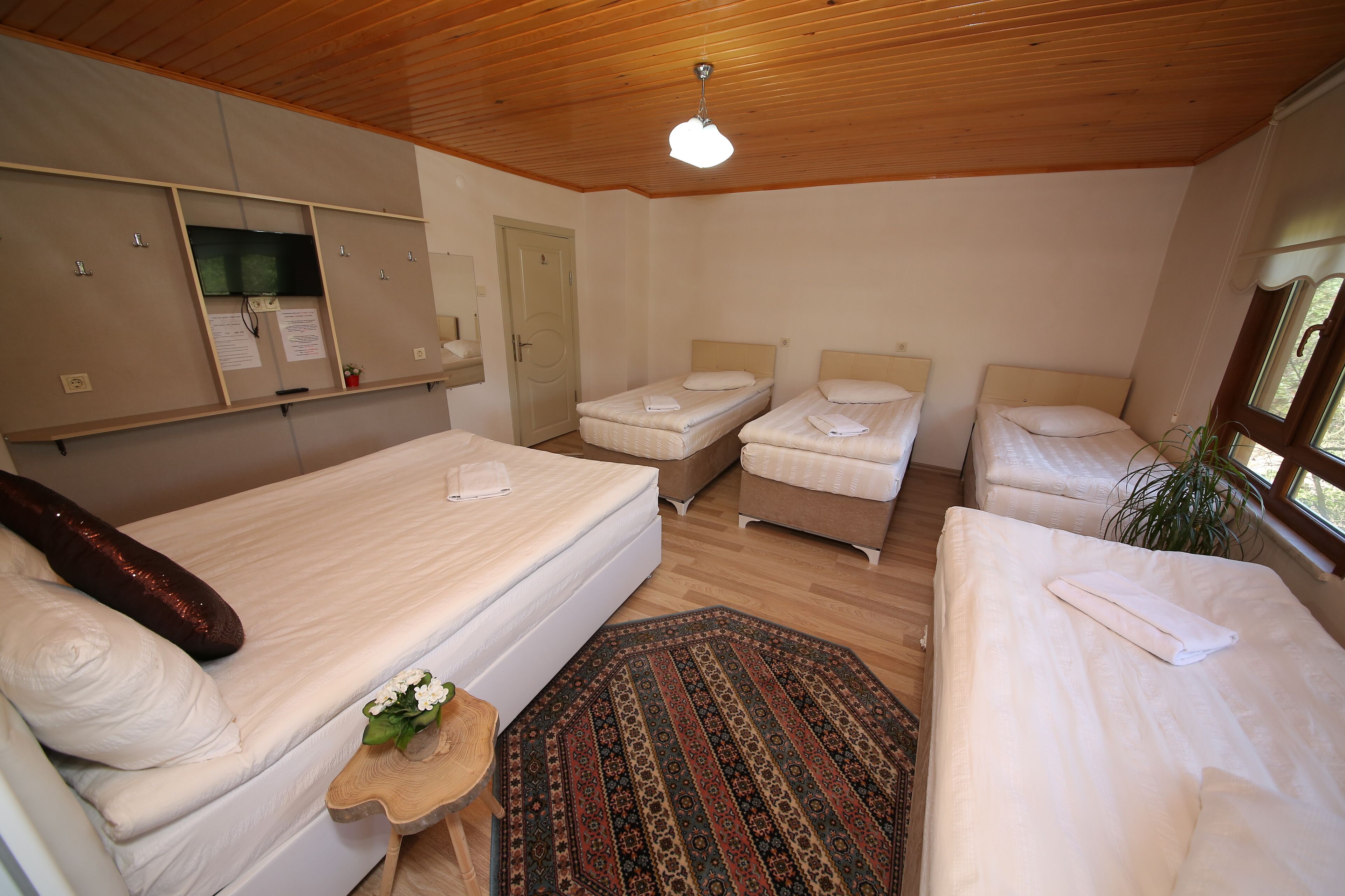 standard room, 6 bedrooms | 1 bedroom, premium bedding, desk, soundproofing