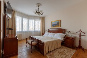 Presidential Suite, 1 Bedroom, 2 Bathrooms, River View - Pur Navolok Hotel (Arkhangelsk)