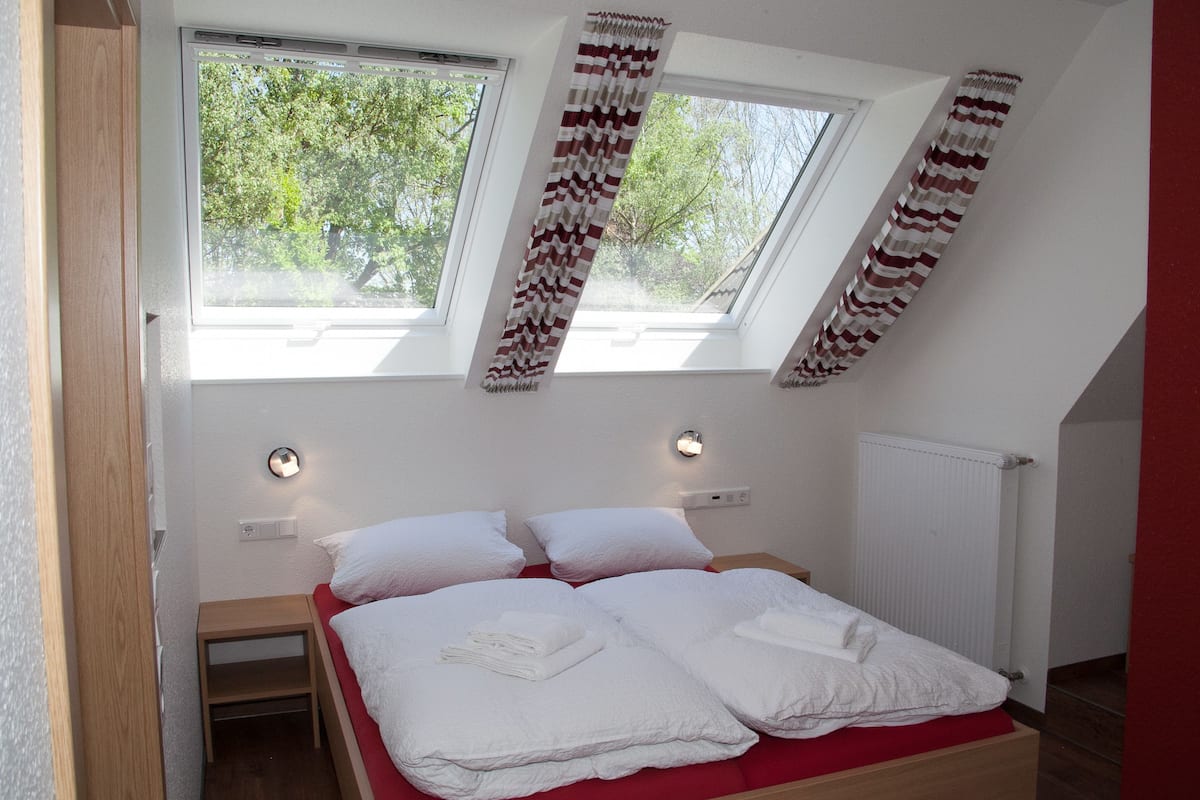 Chambre Standard, 2 chambres, vue jardin (4)