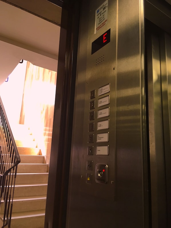 Elevator
