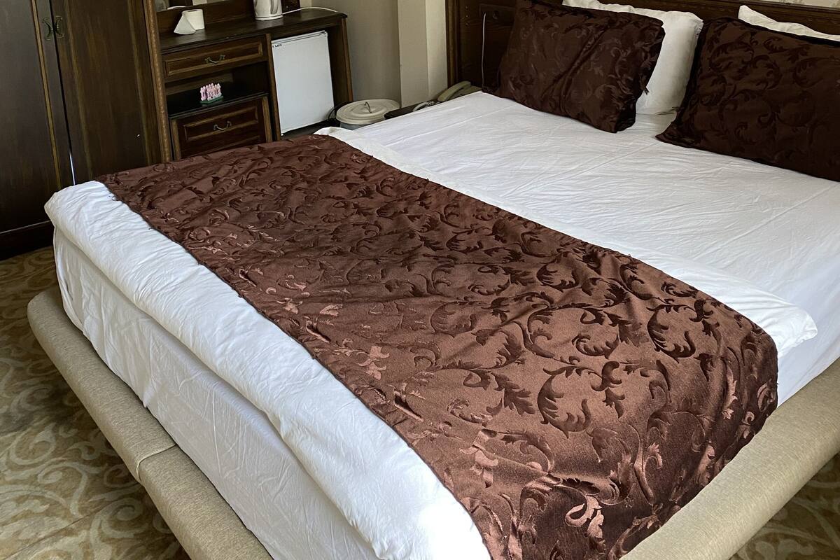 Chambre Confort Double ou avec lits jumeaux, balcon, vue fleuve