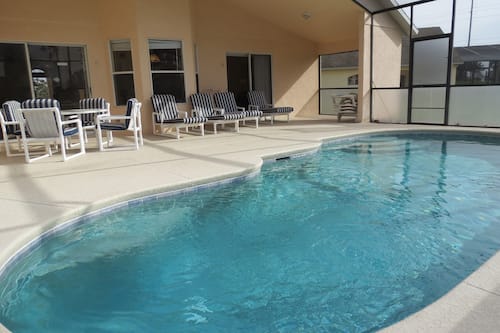 Piscina all'aperto