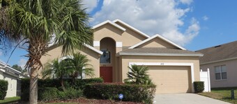 Davenport Area Pool Homes by SVV