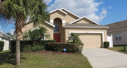 Davenport Area Pool Homes by SVV