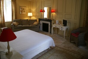 Soundproofing, free cots/infant beds, free WiFi, bed sheets - Le Beguinage (Cour-Cheverny)