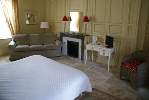 Double Room (Verte) | Soundproofing, free cribs/infant beds, free WiFi, bed sheets - Le Beguinage (Cour-Cheverny)