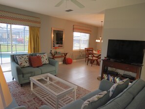 Televisión de pantalla plana