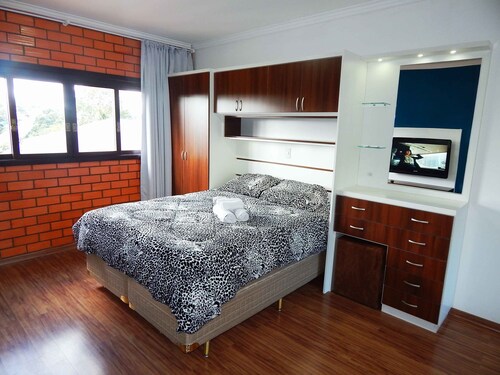 Apartamento Luxurias da Serra 02