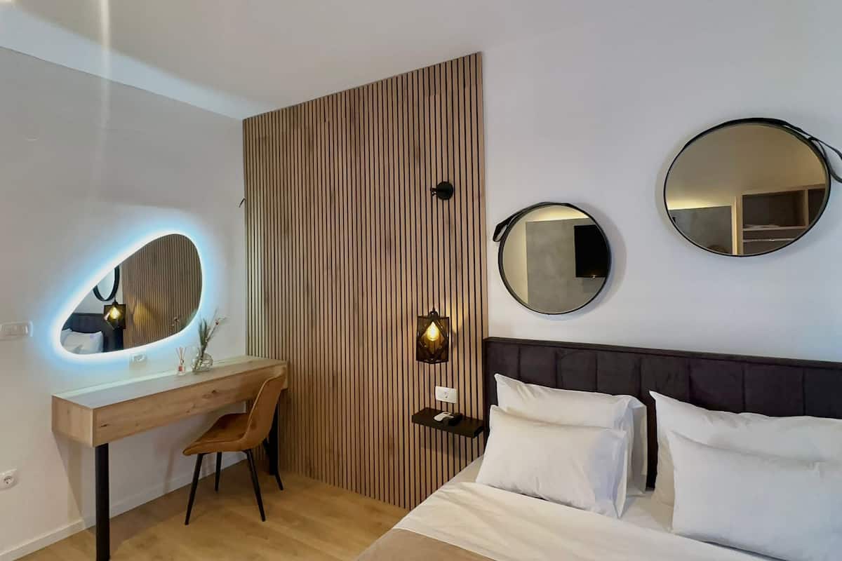 Exclusive Suite | Premium bedding, memory foam beds, minibar, individually decorated