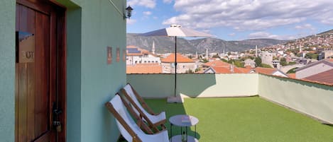 Romantic Room with OLD BRIDGE VIEW | Terraza o patio