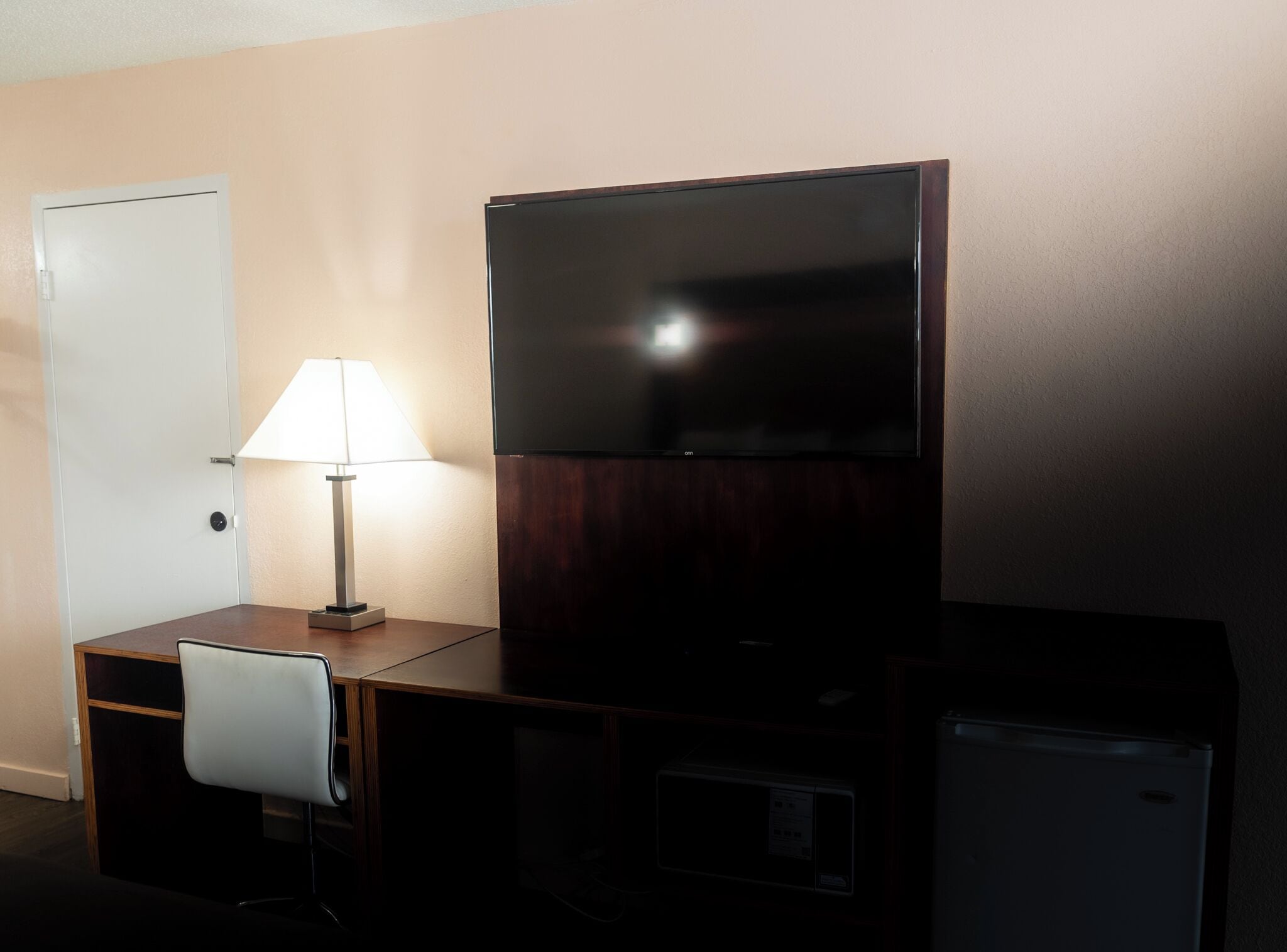 Caja de seguridad en la habitación, escritorio y wifi gratis 