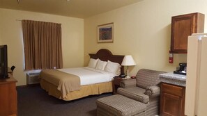 In-room safe, desk, iron/ironing board, free WiFi