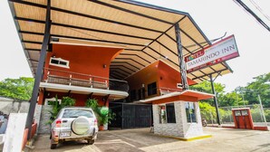 Front of property - Tamarindo Inn (Tamarindo)