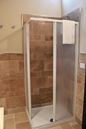 Ducha del cuarto de baño