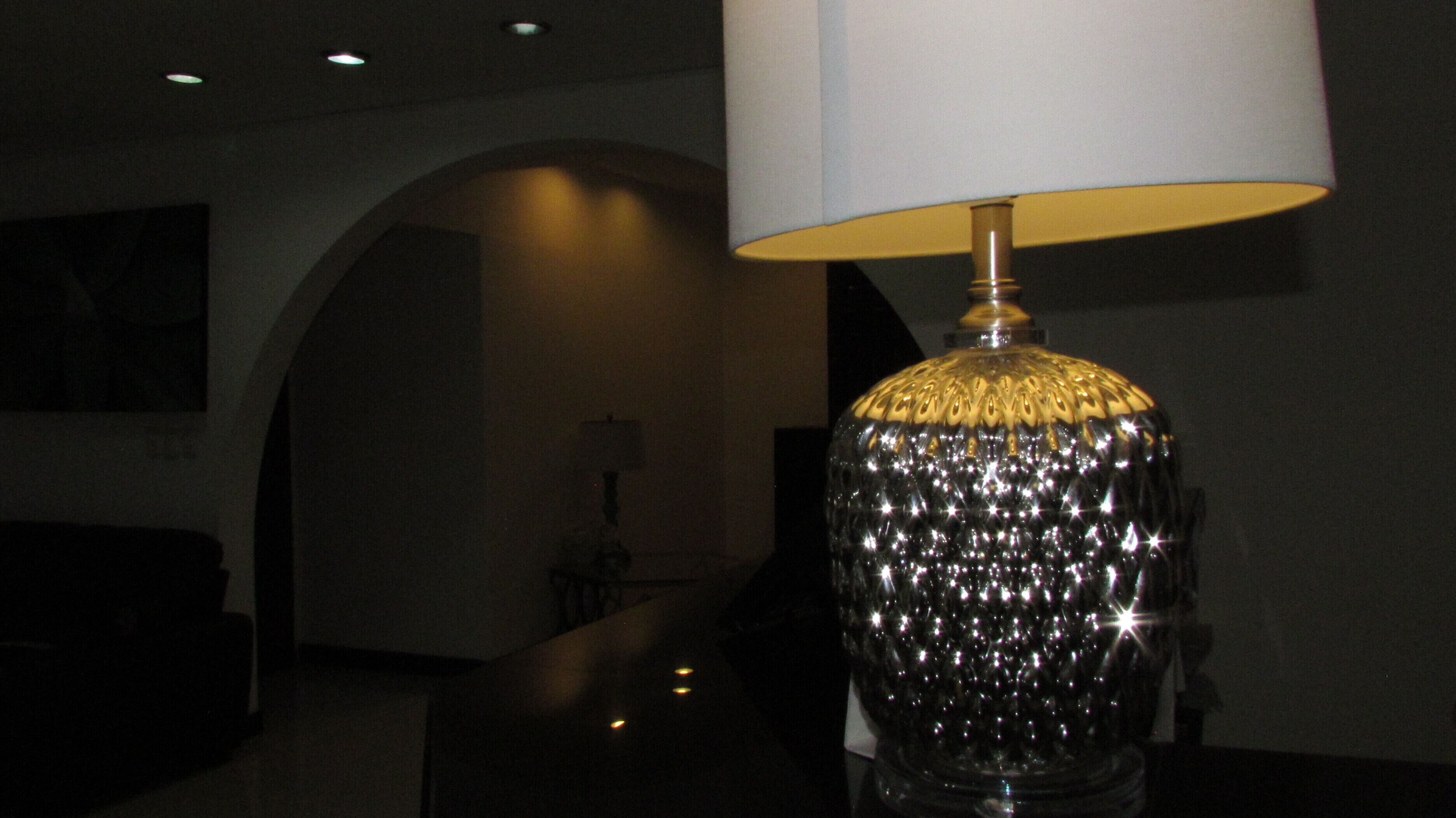 classic single room, garden view | living area | flat-screen tv